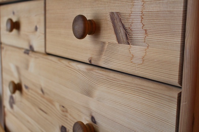Dressers and chests - bedroom storage furniture