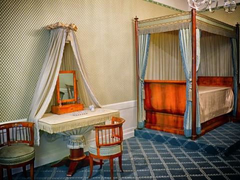 China Woods Home Furnishings Missoula Mt 716 N Dickens St Home
